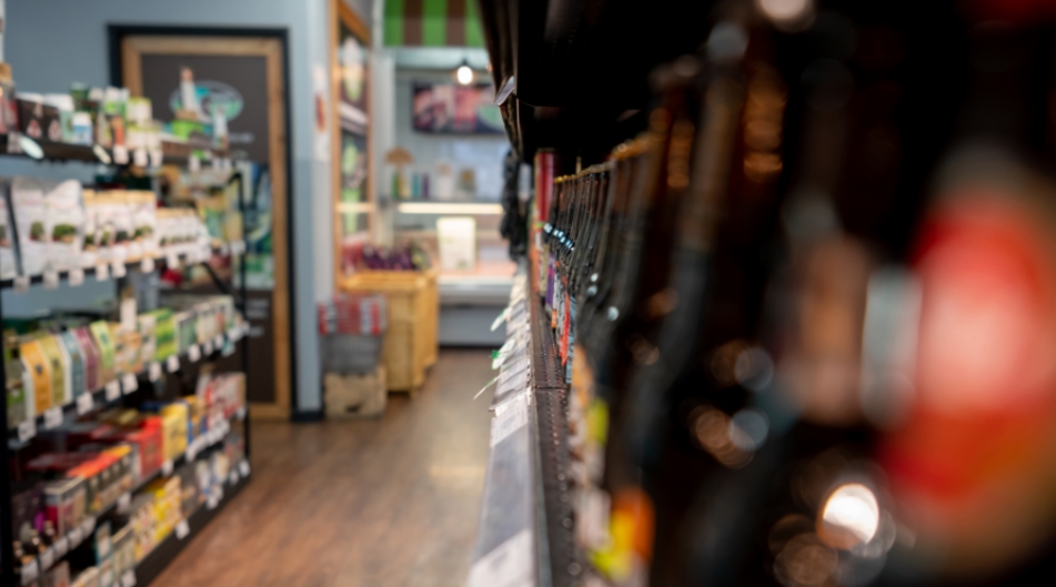 С�������ֻ�Ʒ�����棬����������������Ʒ���ڵ�����ʱ��ʵ����������ͻ��