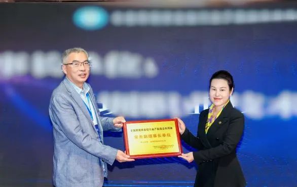 ����Эͬ������������������δ�� | stake�����Ž��У������Ӧ����ҵ��Ӣ